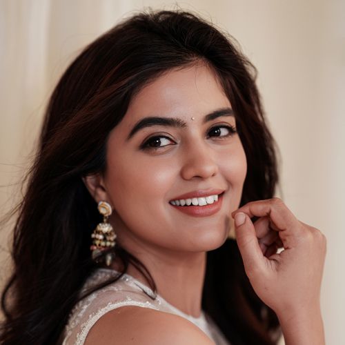 Amritha Aiyer Songs MP3 Download