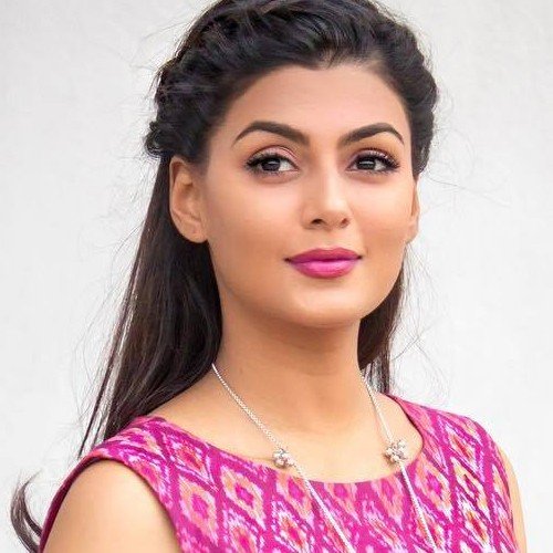 Anisha Ambrose Songs MP3 Download