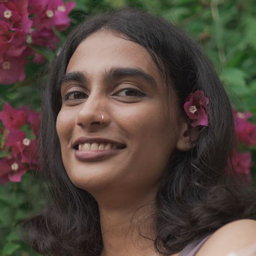 Anumita Nadesan Songs MP3 Download