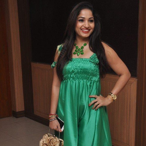 Maadhavi Latha Songs MP3 Download