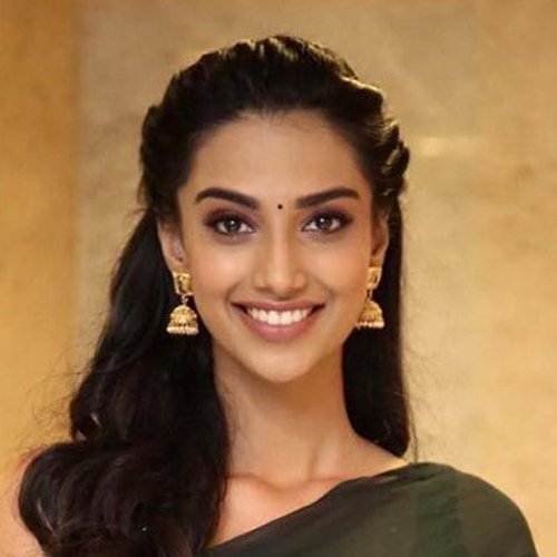 Meenakshii Chaudhary Songs MP3 Download