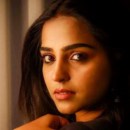 Pavithra Aravind Songs MP3 Download